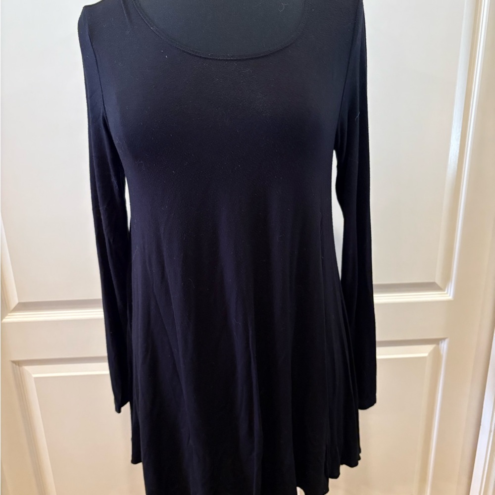 Karen Kane Black Relaxed Long Sleeve Dress